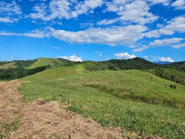 Terreno com 470000m², à venda, no bairro Colônia Santo Antônio em Barra Mansa