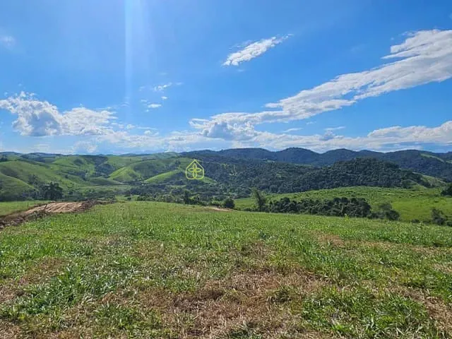 Terreno com 470000m², à venda, no bairro Colônia Santo Antônio em Barra Mansa