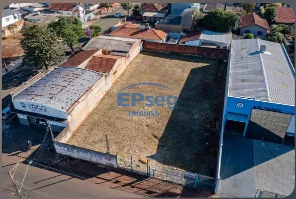 Terreno, 1001 m² - Foto 1