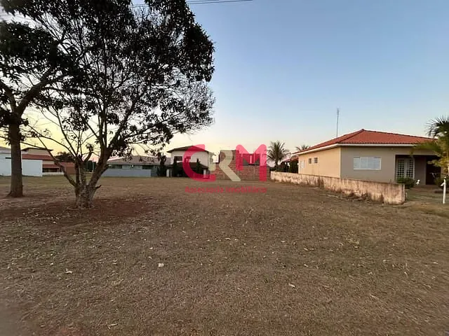 Terreno com 264m², à venda, no bairro Clube Náutico em Taquaritinga