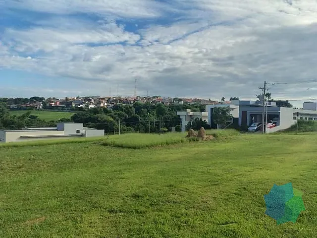 Terreno com 616m², à venda, no bairro Jardim Celani em Salto