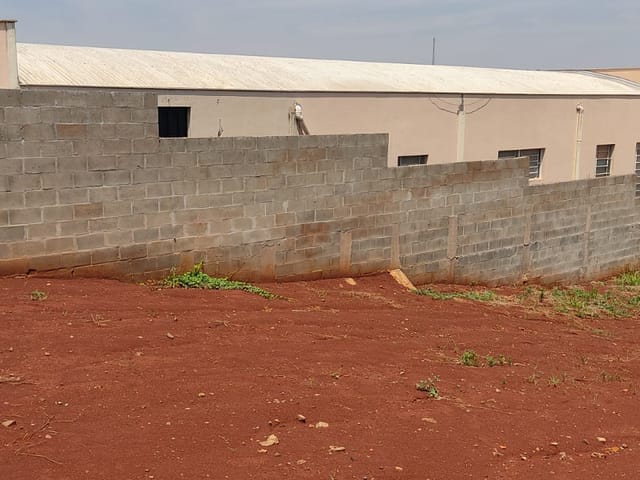 Foto do Terreno - Terreno de 390 m2 à venda por R$. 250.000,00, próximo a UEL, no Jardim Colúmbia "B", Londrina, PR | Grupo Mitral Imóveis