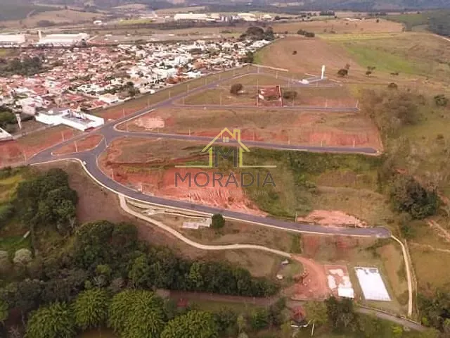 Terreno com 402m², à venda, no bairro Residencial Bosque dos Jatobás em Guaxupé