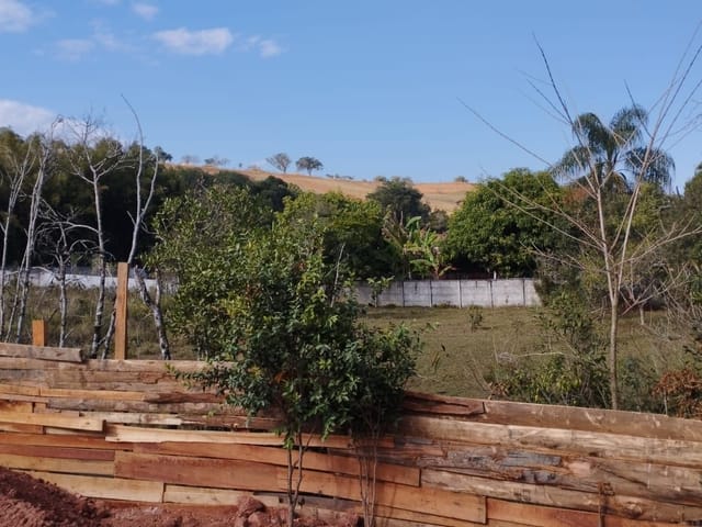 Terreno com 766m², à venda, no bairro Vale Do Sol em Cambuí