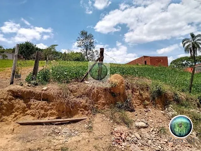 Terreno com 1000m², à venda, no bairro Bairro dos Leite em Piedade