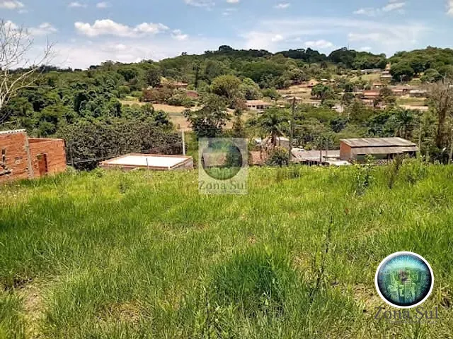 Terreno com 1000m², à venda, no bairro Bairro dos Leite em Piedade