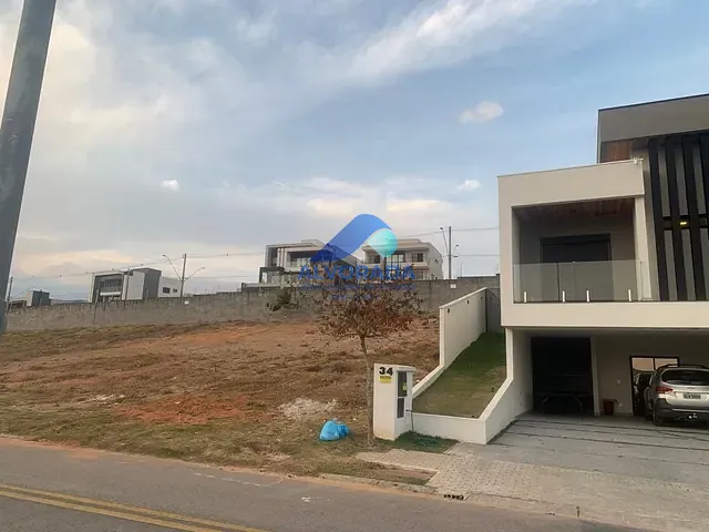 Terreno com 600m², à venda, no bairro Condomínio Residencial Colinas do Paratehy em São José dos Campos