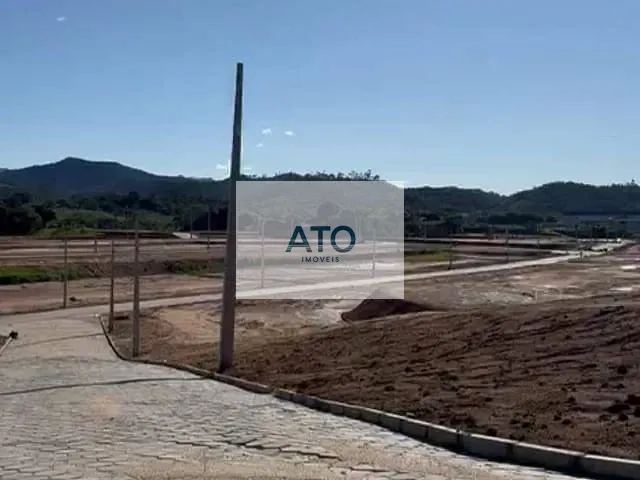 Terreno com 360m², à venda, no bairro Moura em Canelinha