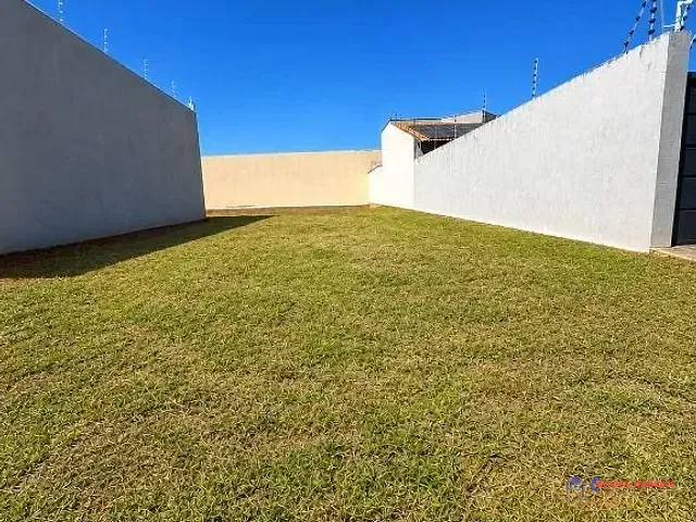 Terreno com 400m², à venda, no bairro Jardim Alvorada em Três Lagoas