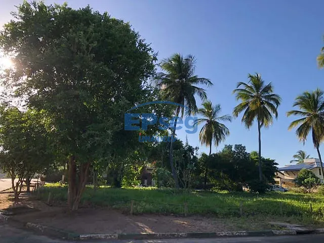Terreno com 400m², à venda, no bairro Guarajuba (Monte Gordo) em Camaçari