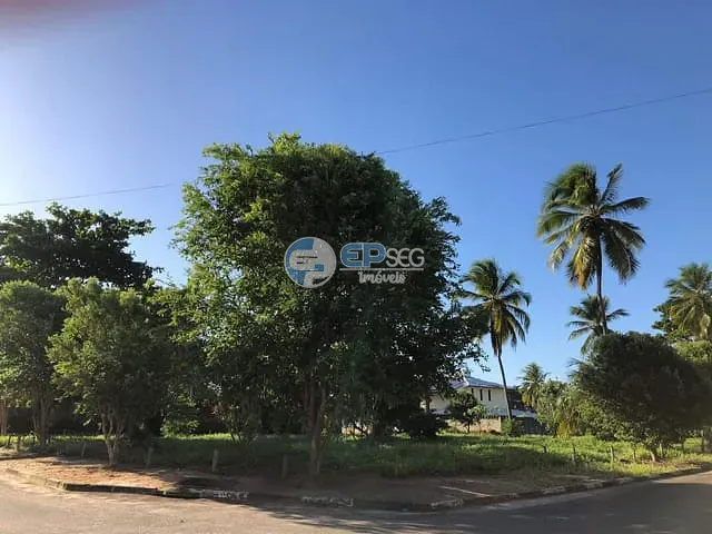 Terreno com 400m², à venda, no bairro Guarajuba (Monte Gordo) em Camaçari
