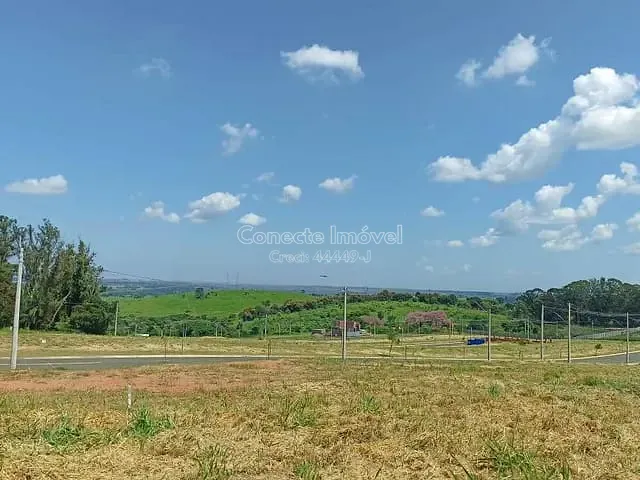 Terreno com 250m², à venda, no bairro Colinas do Castelo em Jaguariúna