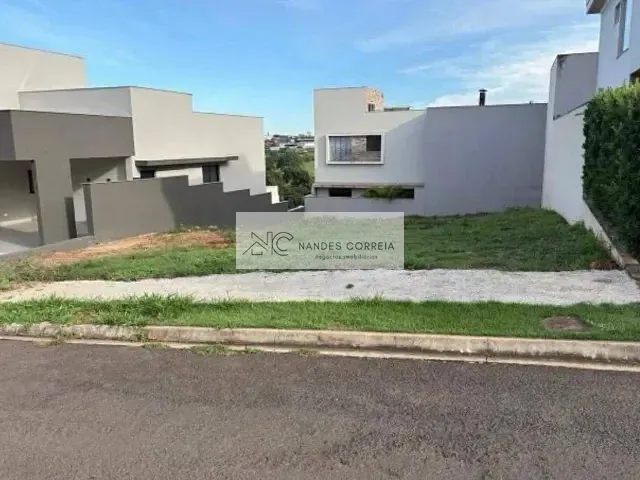 Terreno com 300m², à venda, no bairro Royal Boulevard em Ibiporã