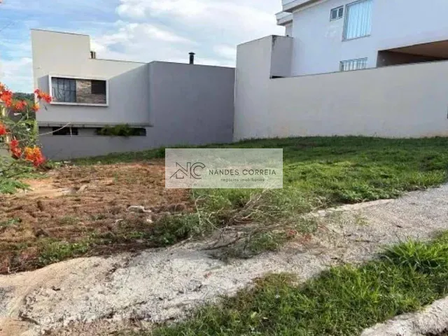 Terreno com 300m², à venda, no bairro Royal Boulevard em Ibiporã