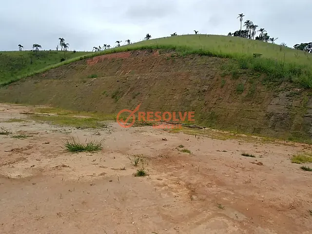 Terreno com 20000m², à venda, no bairro Capoeirinha em Guararema