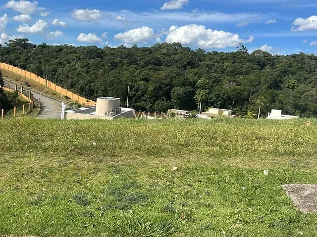 Terreno com 664m², à venda, no bairro Loteamento Alphaville Jundiaí - Fase 01 em Jundiaí