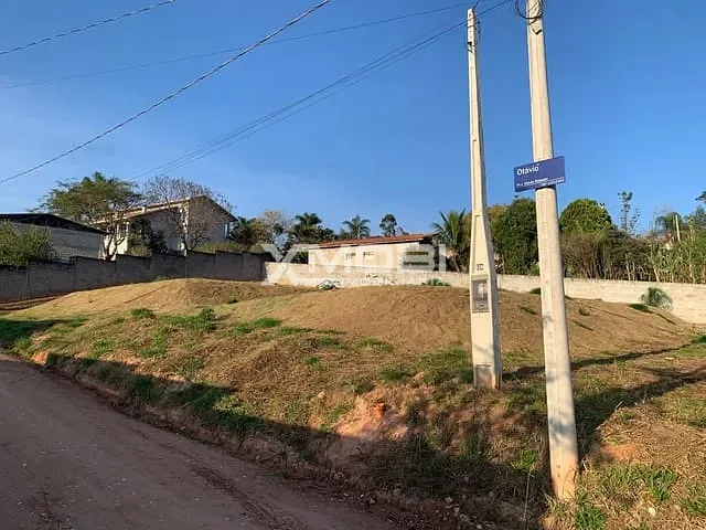 Terreno com 999m², à venda, no bairro Chácara São Jorge em Jundiaí