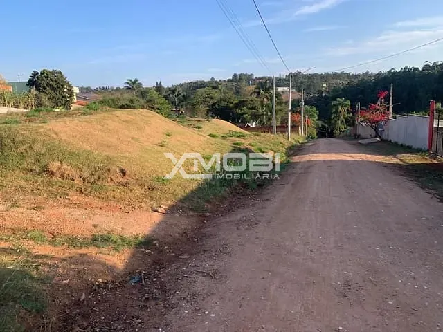 Terreno com 999m², à venda, no bairro Chácara São Jorge em Jundiaí