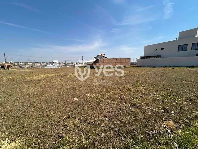 Terreno com 390m², à venda, no bairro Loteamento Villa das Artes em Araxá