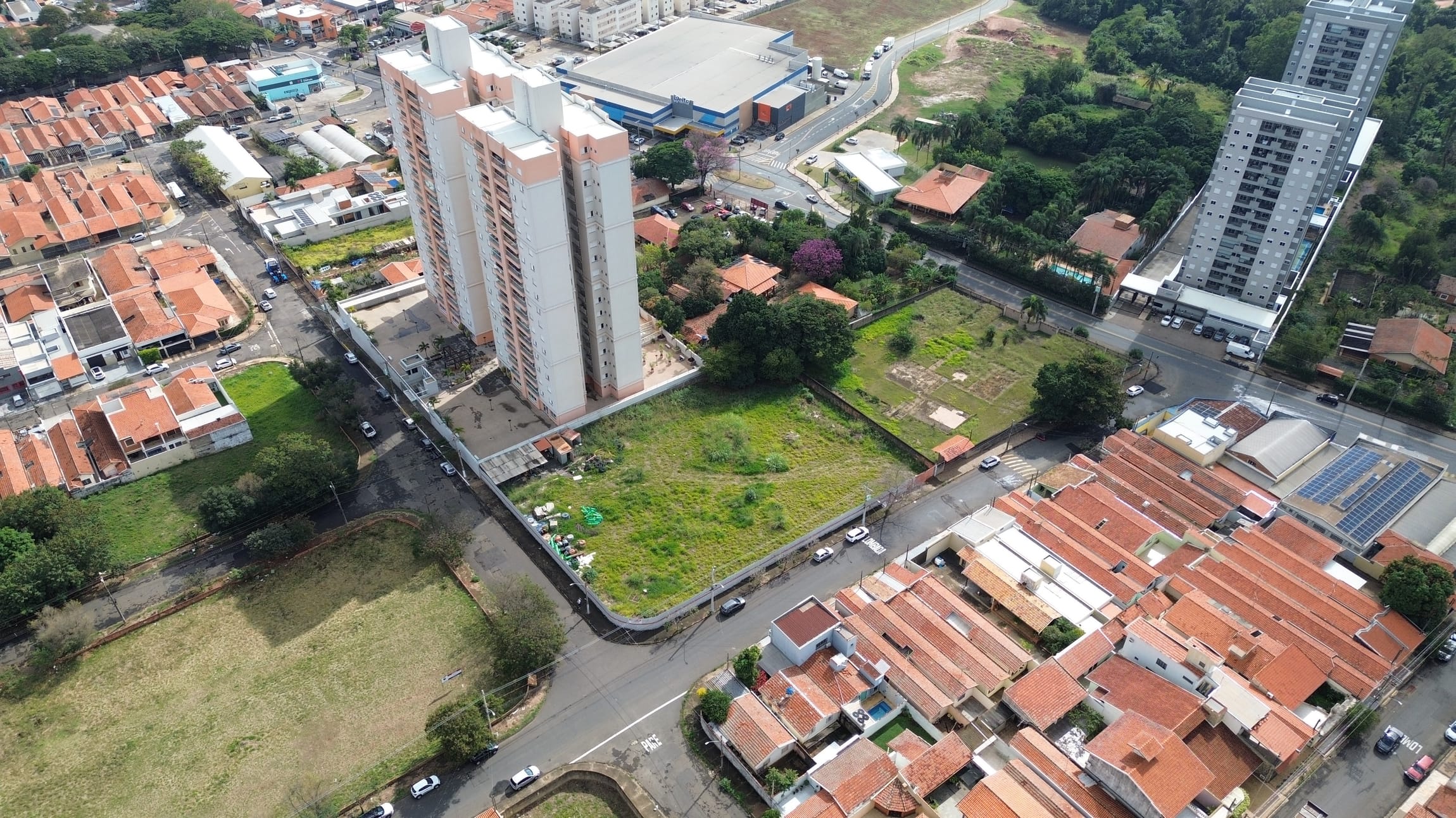 Terreno, 3180 m² - Foto 1