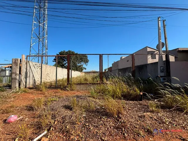 Terreno com 600m², à venda, no bairro Parque Residencial Quinta da Lagoa em Três Lagoas