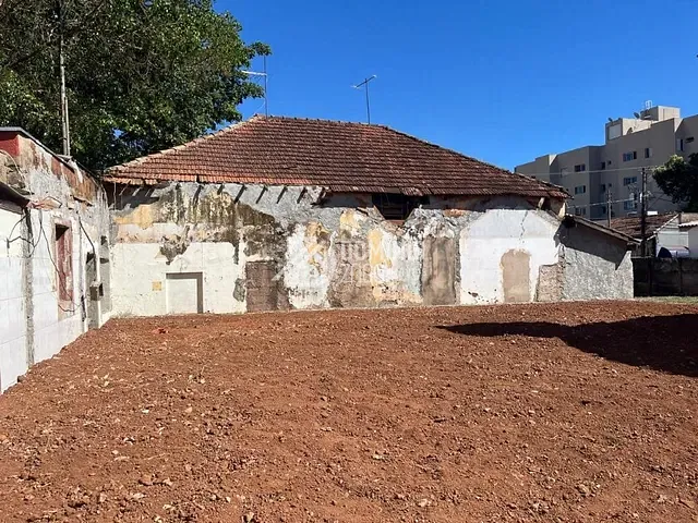 Terreno com 988m², à venda, no bairro Fabrício em Uberaba
