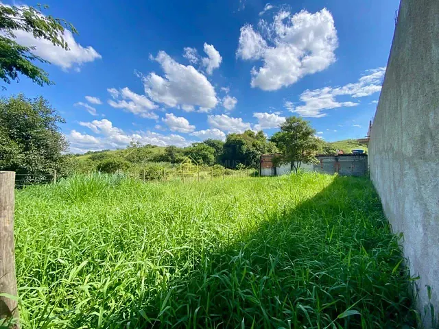Terreno com 450m², à venda, no bairro Vale dos Reis em Itatiaia