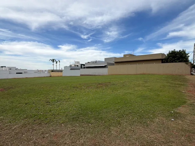 Terreno com 639m², à venda, no bairro Jardim Novo Paraíso em Americana