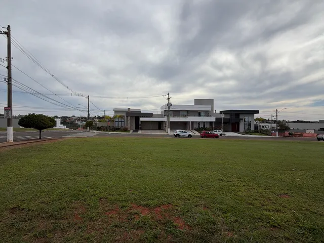Terreno com 639m², à venda, no bairro Jardim Novo Paraíso em Americana
