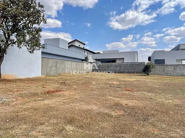 Terreno com 416m², à venda, no bairro Portal do Sol Green em Goiânia