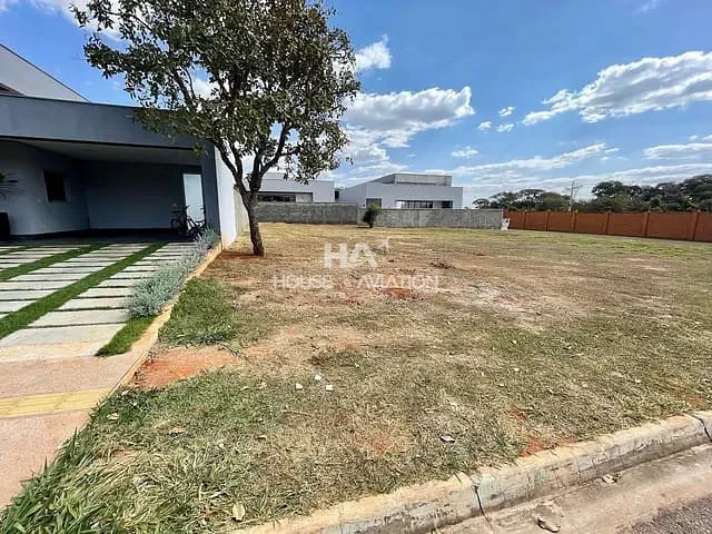 Terreno com 416m², à venda, no bairro Portal do Sol Green em Goiânia