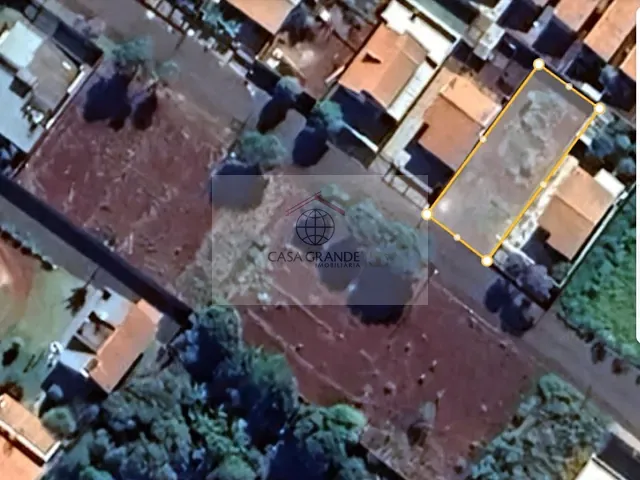 Terreno com 327m², à venda, no bairro Jardim José Leonardi em São Martinho
