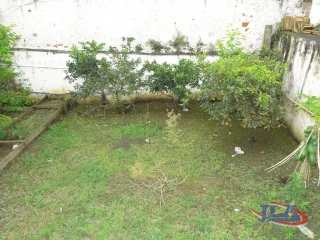 Terreno à venda, no bairro Tingui em Curitiba