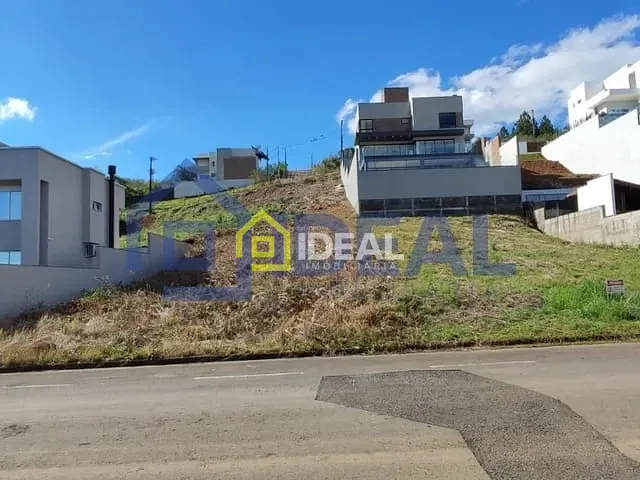 Terreno com 450m², à venda, no bairro Jardim em Concórdia