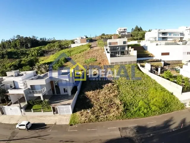 Terreno com 450m², à venda, no bairro Jardim em Concórdia