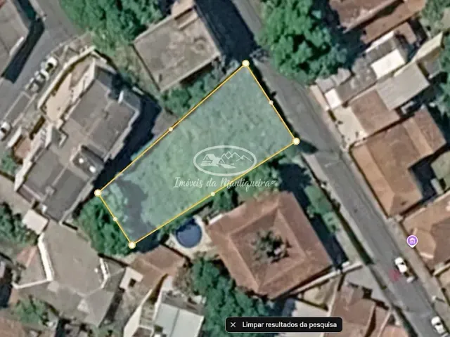 Terreno com 977m², à venda, no bairro Centro em Resende