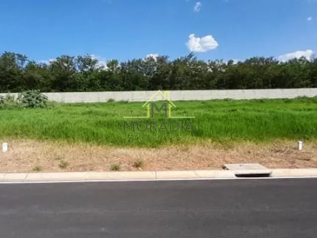Terreno com 371m², à venda, no bairro Bourbon  em Guaxupé