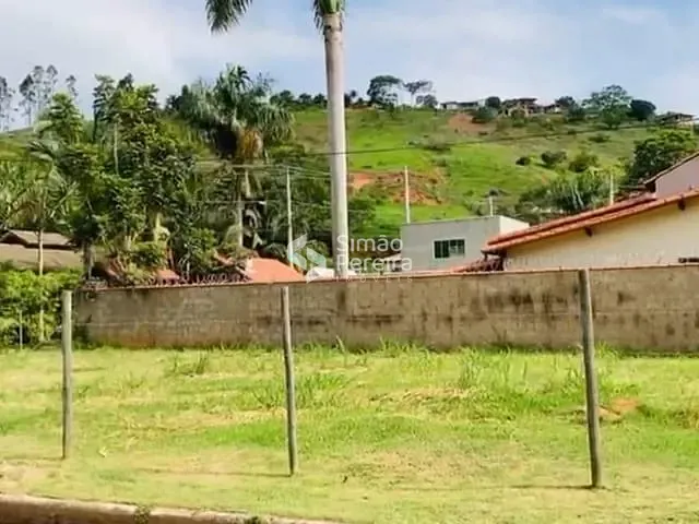 Terreno com 467m², à venda, no bairro Balança em Simão Pereira