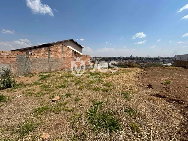 Terreno com 360m², à venda, no bairro Veredas do Belvedere em Araxá