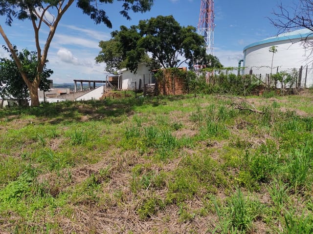 Terreno com 937m², à venda, no bairro Jardim Belvedere em São João da Boa Vista