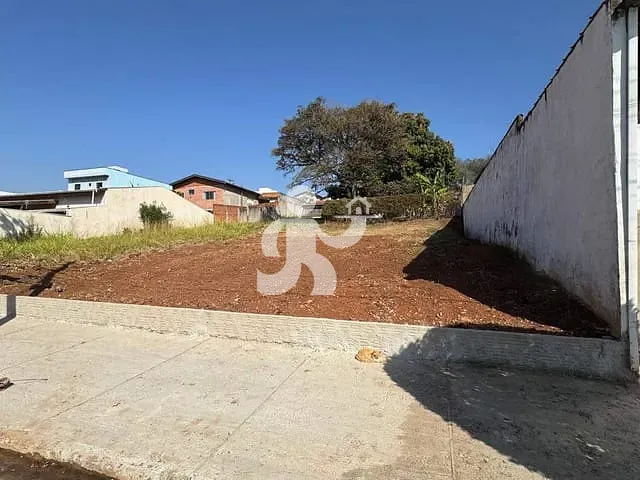 Terreno com 300m², à venda, no bairro Santa Rosa em Piracicaba