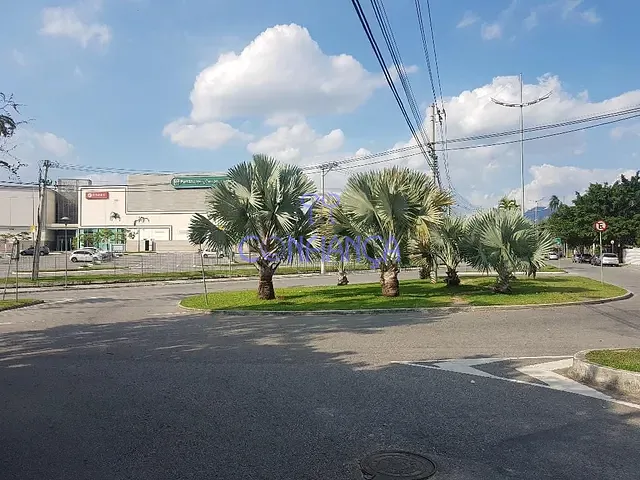 Terreno com 255m², à venda, no bairro Campo Grande em Rio de Janeiro