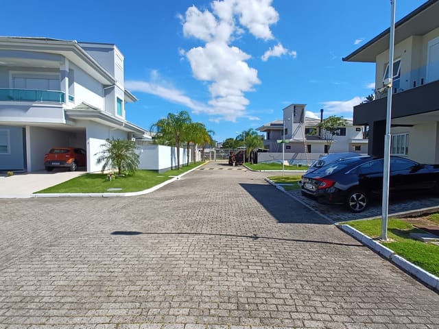 Foto do Terreno - Terreno plano de 384,77m², plano, com ESCRITURA PÚBLICA, no Condomínio Caminho do Engenho III - Campeche - Florianópolis/SC | Costão Sul Imóveis