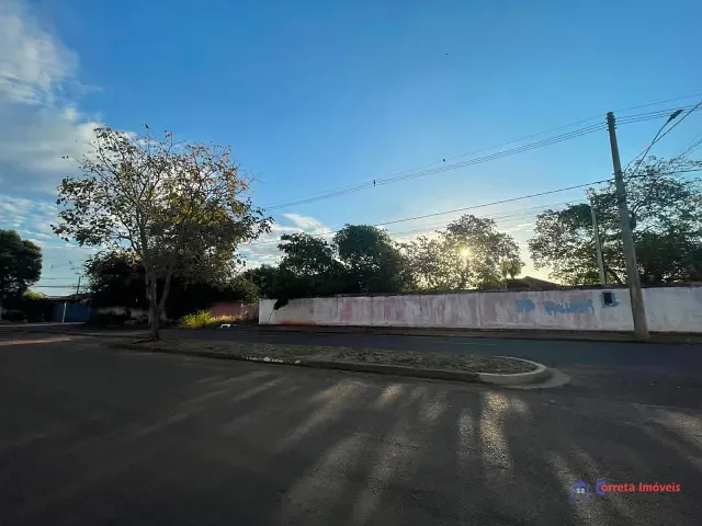 Terreno com 1500m², à venda, no bairro Jardim Paranapunga em Três Lagoas