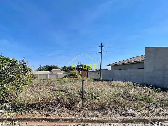 Terreno com 200m², à venda, no bairro Residencial Itapuã em Nhandeara