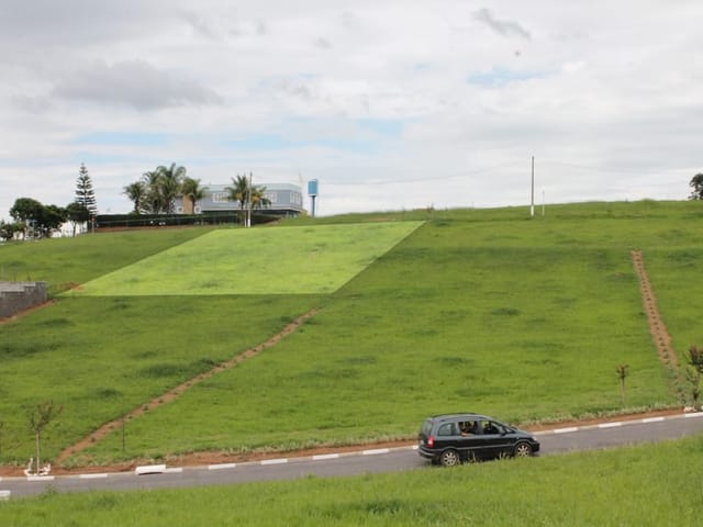 Terreno com 1196m², à venda, no bairro Jardim Morumbi em Jundiaí