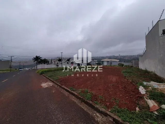 Terreno com 360m², à venda, no bairro Loteamento Residencial Cazarin em Apucarana