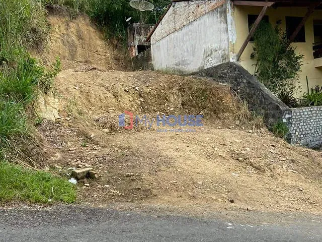 Terreno com 225m², à venda, no bairro Castália em Itabuna