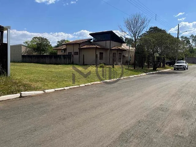 Terreno com 392m², à venda, no bairro AV TANCREDO NEVES em Chapada dos Guimarães