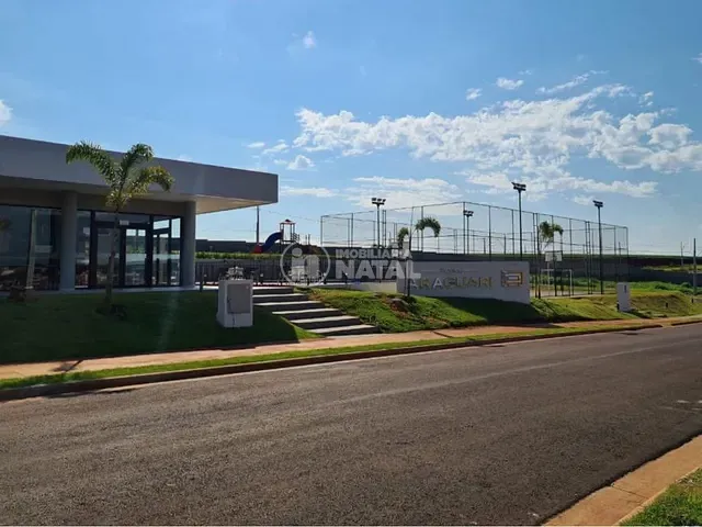 Terreno com 275m², à venda, no bairro Gleba Simon Frazer em Londrina